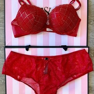 Victoria's Secret VerySexy Push Up Bra & Cheeky Panty Set 36B/L NWT